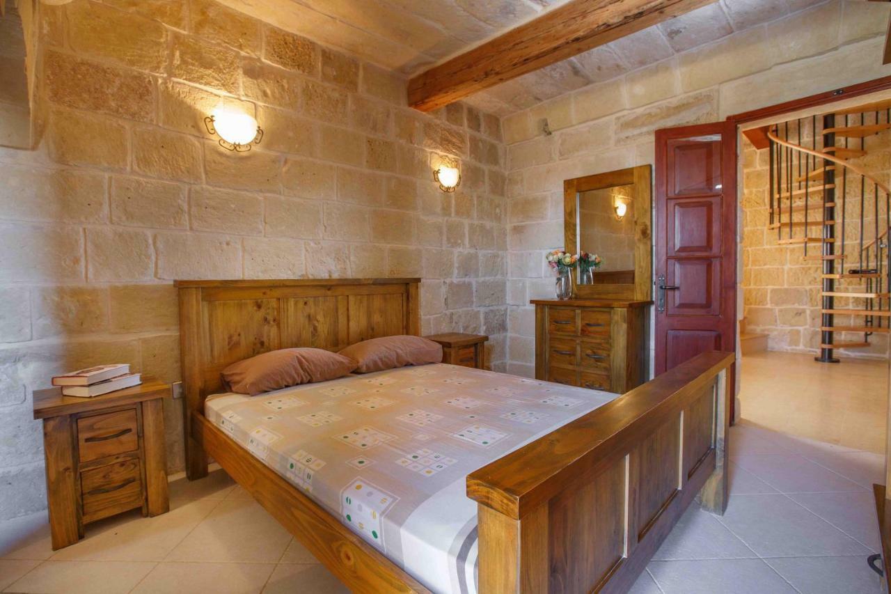 Il-Veduta Holiday Farmhouse With Sunny Private Pool In Island Of Gozo Għarb Εξωτερικό φωτογραφία
