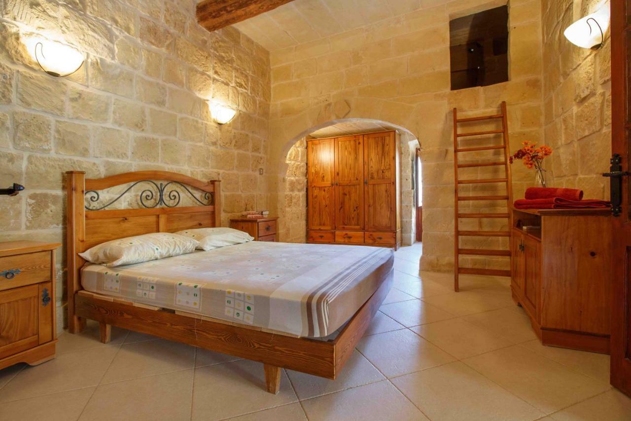 Il-Veduta Holiday Farmhouse With Sunny Private Pool In Island Of Gozo Għarb Εξωτερικό φωτογραφία