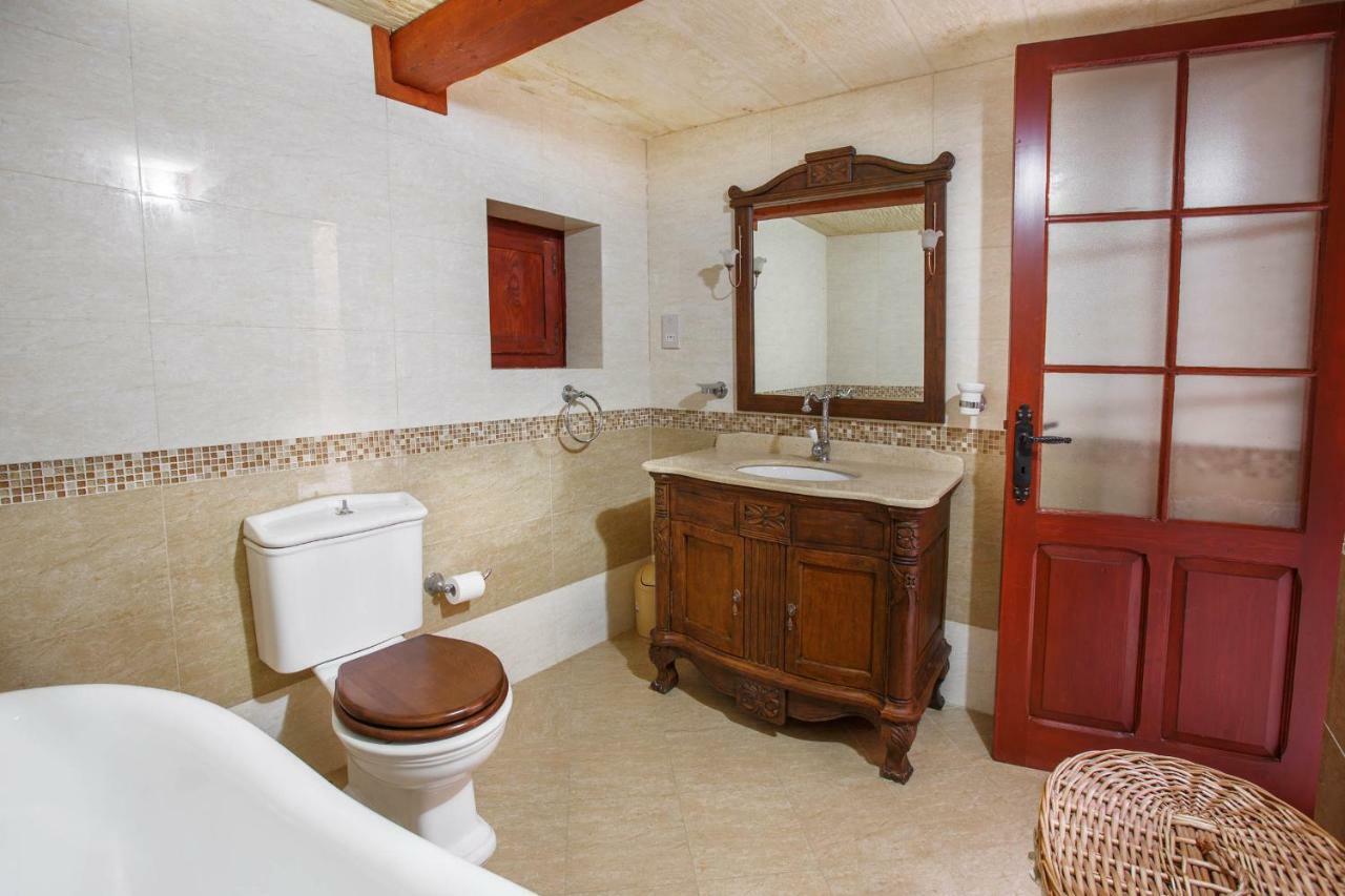 Il-Veduta Holiday Farmhouse With Sunny Private Pool In Island Of Gozo Għarb Εξωτερικό φωτογραφία